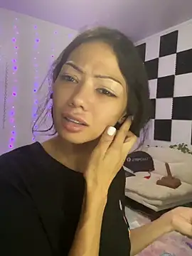 yummyrina online show from May 9, 2026, 1:16 pm