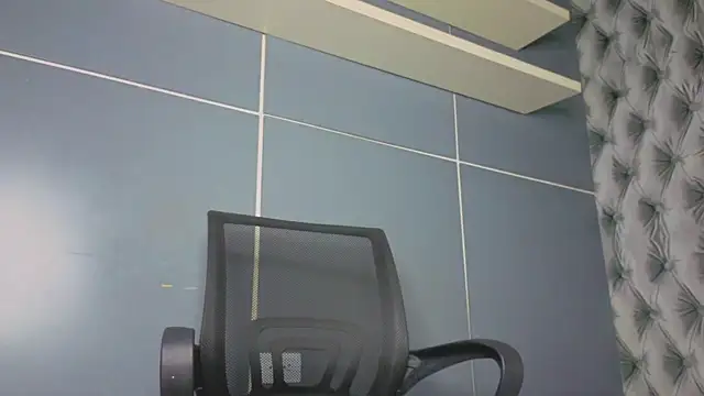 Snapshot of Hilary-banks chatting on September 26, 2025, 1:31 am Hilary-banks online show from September 26, 2025, 1:31 am