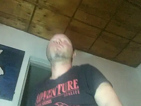 Snapshot of alexorbit1985 chatting on February 28, 2026, 2:45 am alexorbit1985 online show from February 28, 2026, 2:45 am