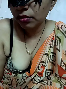 Snapshot of Hotanita99 chatting on December 15, 2025, 6:06 am Hotanita99 online show from December 15, 2025, 6:06 am
