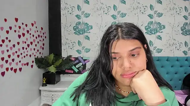 Snapshot of LindaBreeS chatting on February 24, 2025, 8:03 pm LindaBreeS online show from February 24, 2025, 8:03 pm