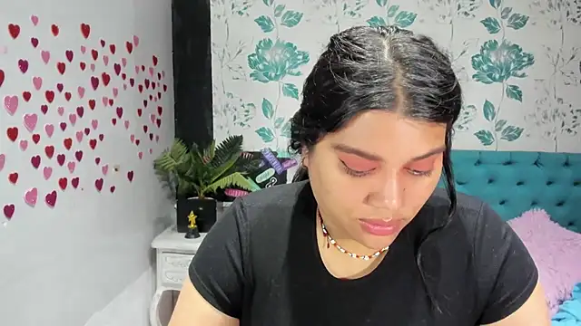 Snapshot of LindaBreeS chatting on March 3, 2025, 8:32 pm LindaBreeS online show from March 3, 2025, 8:32 pm