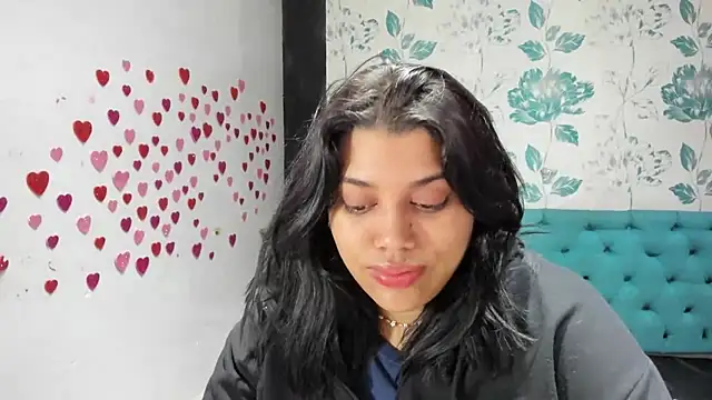 Snapshot of LindaBreeS chatting on March 7, 2025, 8:11 pm LindaBreeS online show from March 7, 2025, 8:11 pm