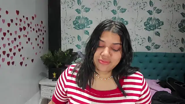 Snapshot of LindaBreeS chatting on March 18, 2025, 4:48 pm LindaBreeS online show from March 18, 2025, 4:48 pm