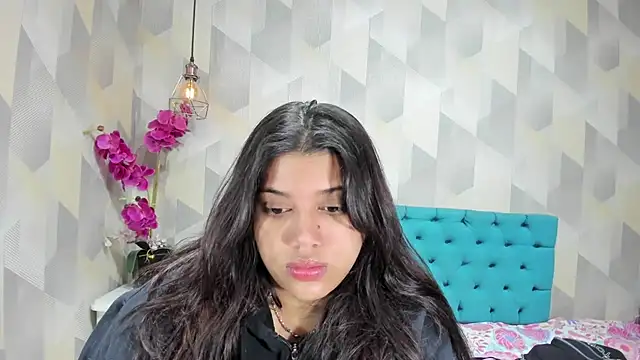 Snapshot of LindaBreeS chatting on September 9, 2025, 2:22 am LindaBreeS online show from September 9, 2025, 2:22 am