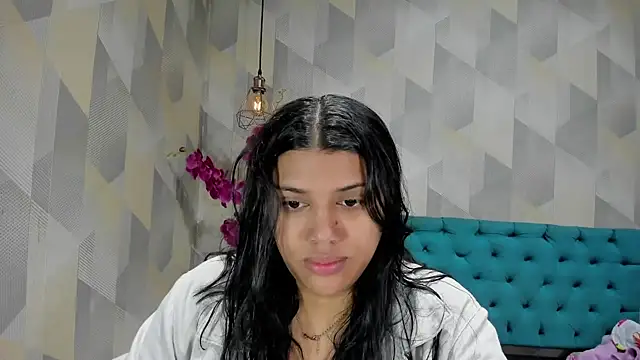 Snapshot of LindaBreeS chatting on October 8, 2025, 1:31 pm LindaBreeS online show from October 8, 2025, 1:31 pm