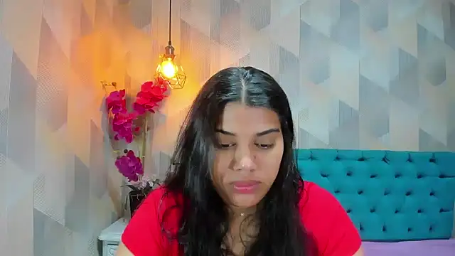 Snapshot of LindaBreeS chatting on December 14, 2025, 1:49 pm LindaBreeS online show from December 14, 2025, 1:49 pm