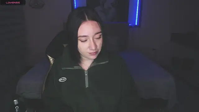 Andrea Ramos online show from January 5, 2026, 6:33 pm