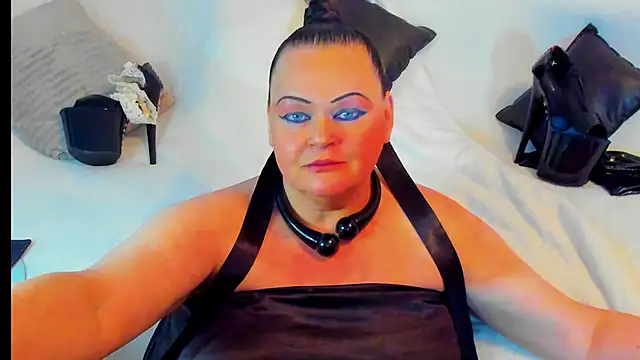 MilanaBiegert online show from December 24, 2024, 12:33 pm