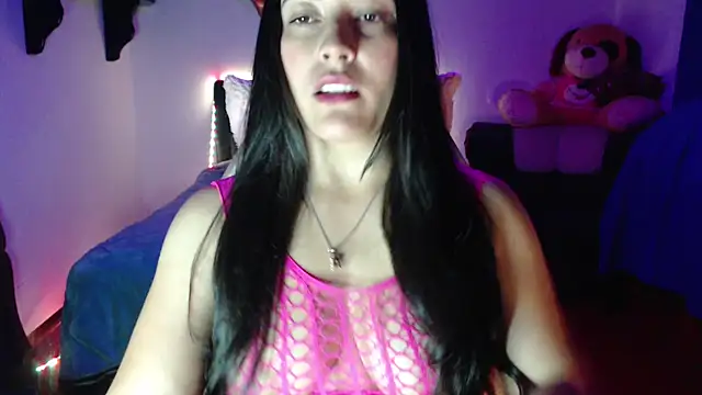 Allisonnlopez online show from May 4, 2026, 11:56 pm