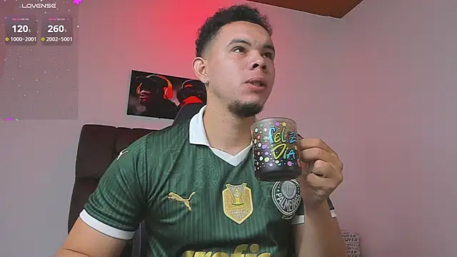 Snapshot of jhotta_fox chatting on September 14, 2025, 7:07 am jhotta fox online show from September 14, 2025, 7:07 am