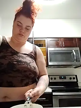 Snapshot of lolabun247 chatting on December 17, 2024, 12:33 pm lolabun247 online show from December 17, 2024, 12:33 pm