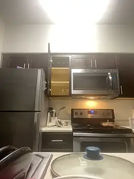 Snapshot of lolabun247 chatting on December 26, 2024, 3:10 pm lolabun247 online show from December 26, 2024, 3:10 pm