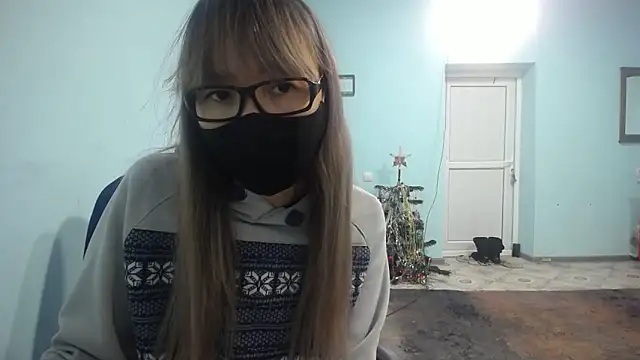 elllaaxx online show from December 16, 2024, 9:03 am