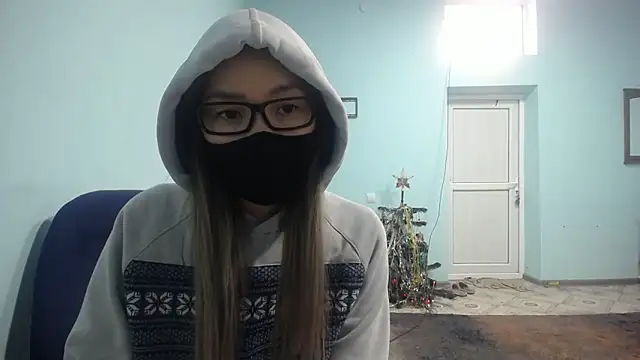 elllaaxx online show from December 18, 2024, 10:19 am
