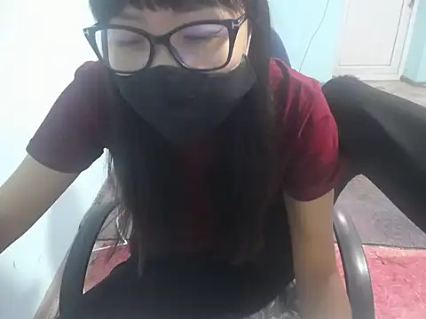 elllaaxx online show from May 2, 2026, 4:39 am