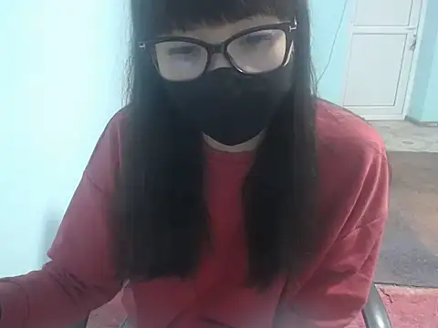 elllaaxx online show from May 12, 2026, 10:34 am