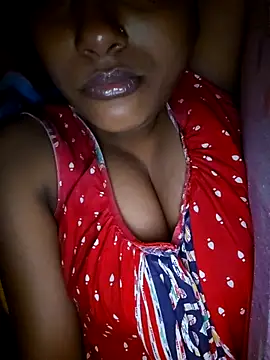 sexyindi couple online show from January 5, 2026, 9:40 pm