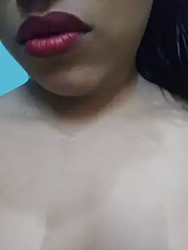 sexyindi couple online show from June 25, 2026, 7:35 am
