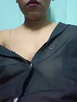 sexyindi couple online show from July 23, 2026, 7:39 am