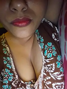 sexyindi couple online show from July 29, 2026, 6:39 pm