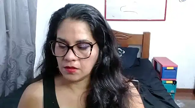 Snapshot of Mistresskloe01 chatting on February 10, 2025, 12:50 pm Mistresskloe01 online show from February 10, 2025, 12:50 pm