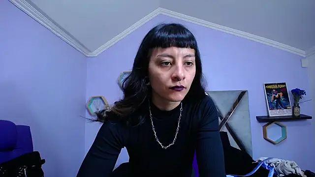 Snapshot of Naughty_Kittenm chatting on January 17, 2025, 10:44 am Naughty Kittenm online show from January 17, 2025, 10:44 am