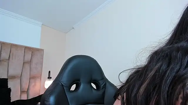 Snapshot of Naughty_Kittenm chatting on March 21, 2025, 2:40 pm Naughty Kittenm online show from March 21, 2025, 2:40 pm