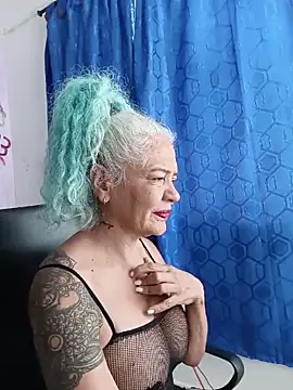 freyadevil333 online show from May 8, 2026, 11:59 am