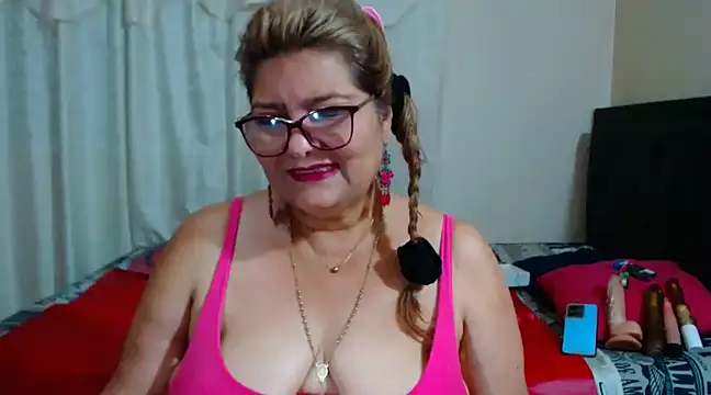 maturehot649 online show from January 10, 2025, 12:26 pm