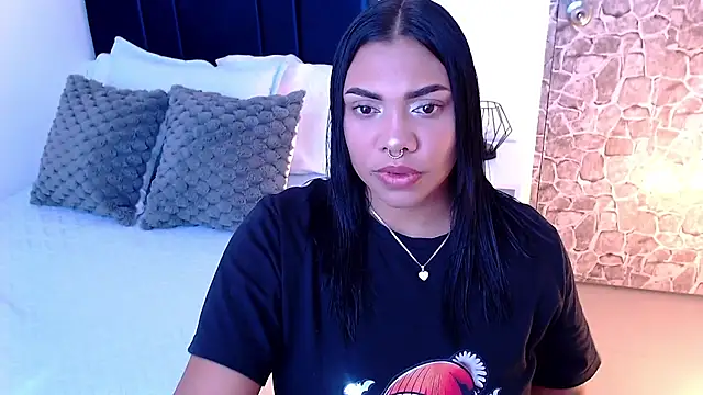 Snapshot of angela_santana_ chatting on October 7, 2025, 6:49 pm angela santana  online show from October 7, 2025, 6:49 pm