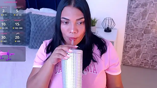 Snapshot of angela_santana_ chatting on October 14, 2025, 6:09 pm angela santana  online show from October 14, 2025, 6:09 pm