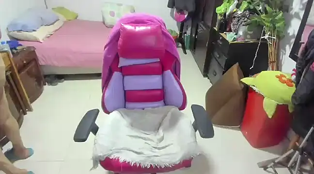 Mrs mommy  online show from January 17, 2025, 7:49 pm