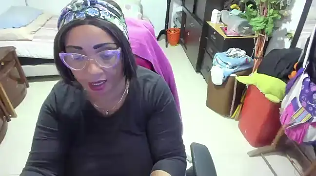 Mrs mommy  online show from January 29, 2025, 8:14 pm