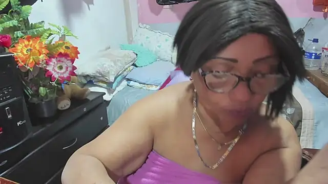 Mrs mommy  online show from July 5, 2026, 4:19 am