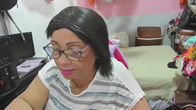Mrs mommy  online show from July 24, 2026, 7:01 pm