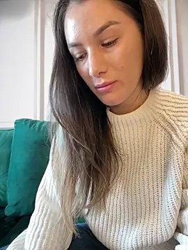 HotXMom online show from February 11, 2026, 7:46 am