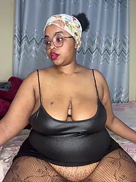 Linahlove online show from March 1, 2026, 4:53 pm