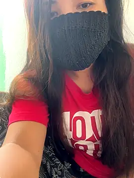 Snapshot of Ishikarana chatting on October 13, 2025, 8:25 am Ishikarana online show from October 13, 2025, 8:25 am