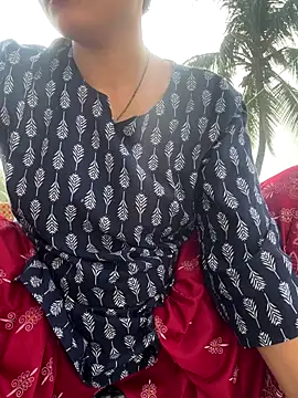 Snapshot of Ishikarana chatting on October 29, 2025, 2:14 am Ishikarana online show from October 29, 2025, 2:14 am