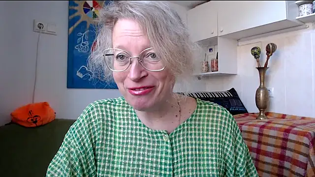 Snapshot of Zosya1111 chatting on March 8, 2025, 7:38 am Zosya1111 online show from March 8, 2025, 7:38 am