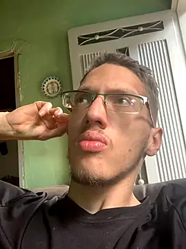 SOYMRX online show from November 26, 2025, 9:38 pm