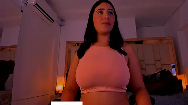 SheylaBakerr online show from December 17, 2024, 11:06 am