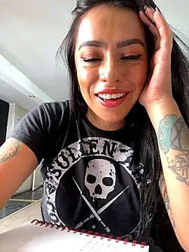 Snapshot of foxxy_nasty chatting on September 23, 2025, 4:32 pm foxxy nasty online show from September 23, 2025, 4:32 pm