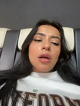 Snapshot of foxxy_nasty chatting on October 8, 2025, 4:37 pm foxxy nasty online show from October 8, 2025, 4:37 pm