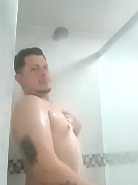 fania77777 online show from February 6, 2026, 5:45 am