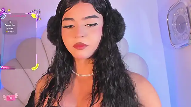 Summer walkerr online show from November 16, 2025, 1:06 pm