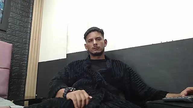 Chris Dick23 online show from October 11, 2025, 4:01 am