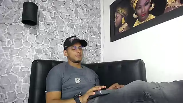 Chris Dick23 online show from July 30, 2026, 4:44 am