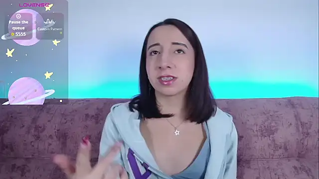 Miiaa doll online show from January 9, 2026, 11:39 pm